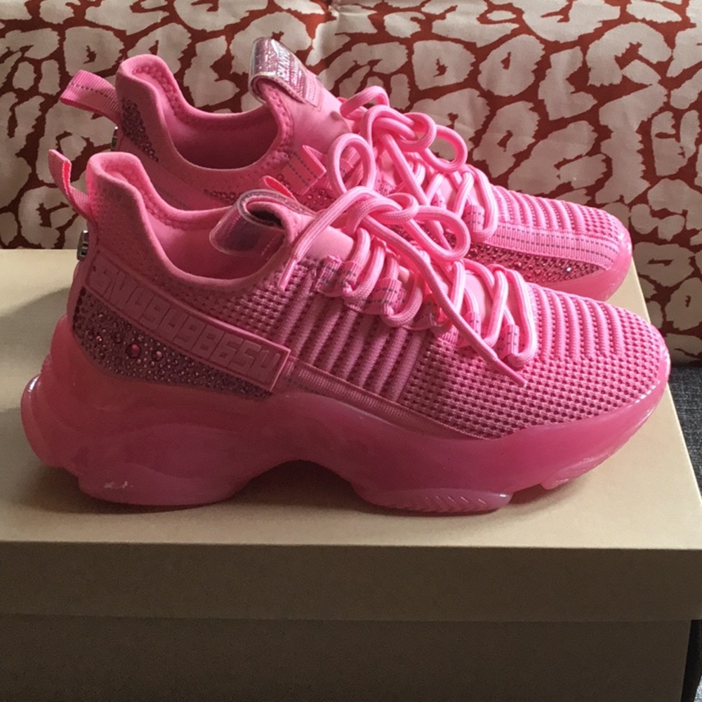 Only worn once, really cute shoes!